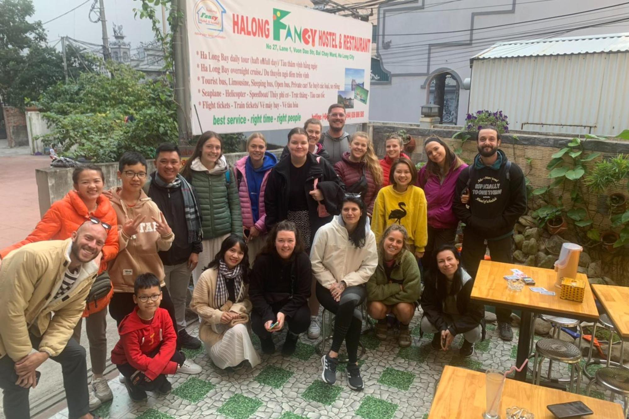 Ha Long Fancy Hostel With Vegetarian And Vegan Restaurant Екстериор снимка